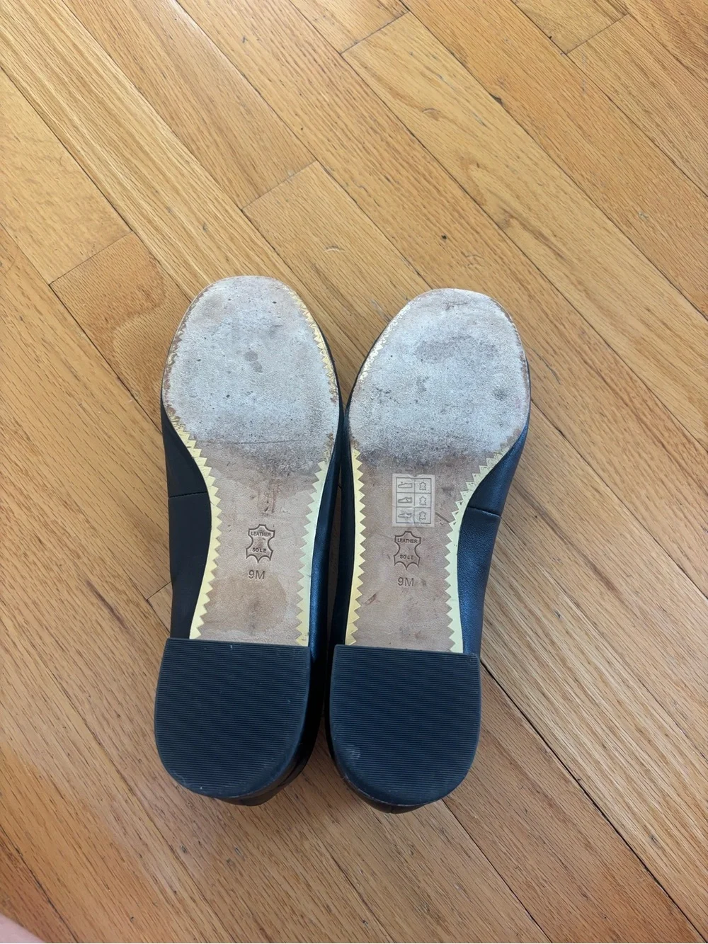 Tory Burch Black Leather Ballet Flats with Slight Heel size 9